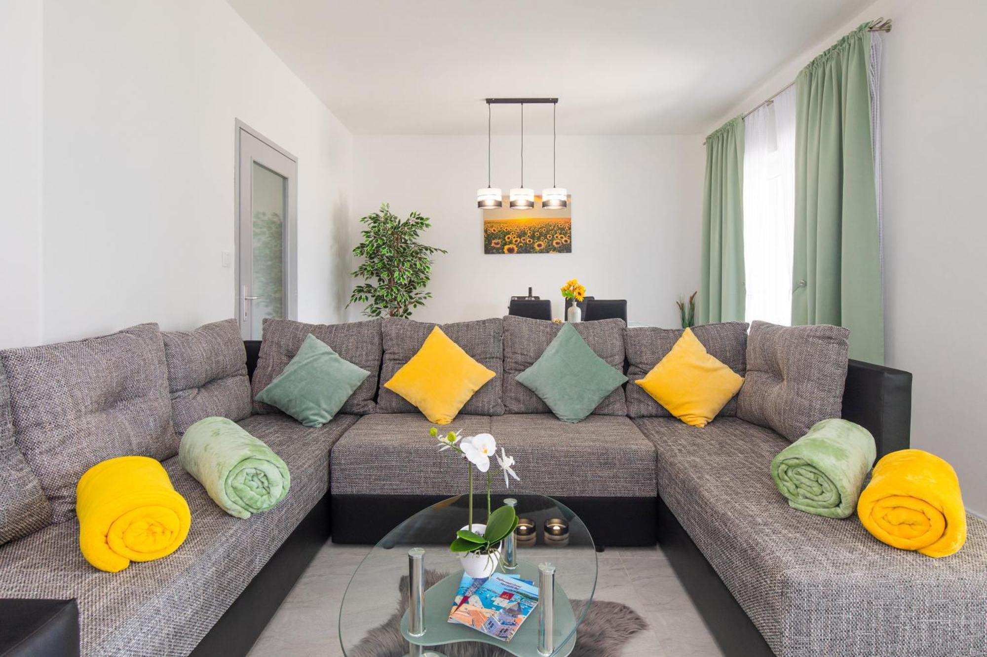 Apartment Tara With Seaview Крк Экстерьер фото